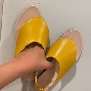 THE ROW REVELLO LEATHER SANDAL